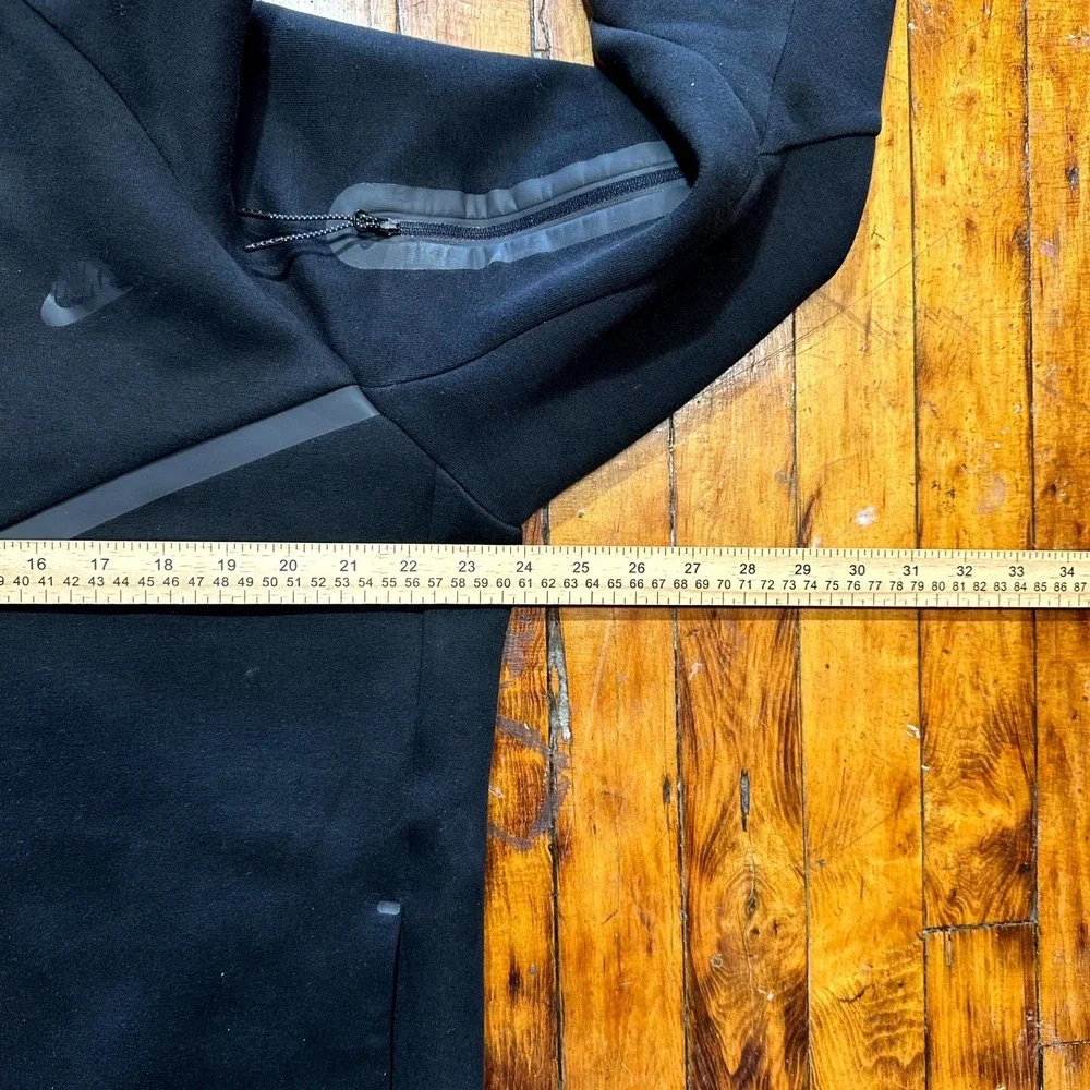 Nike Windrunner Hoodie Men's Large Black Fleece‎ Long Sleeve Full Zipper Outdoor